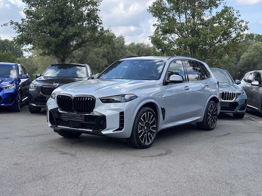 BMW X5 xDrive50e M Sport Pro / HUD / 360CAM / SOFT CLOSE / HARMAN-KARDON / KEYLESS / ....